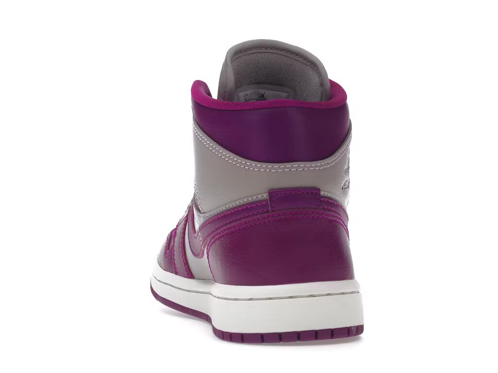 Jordan 1 Mid Magenta