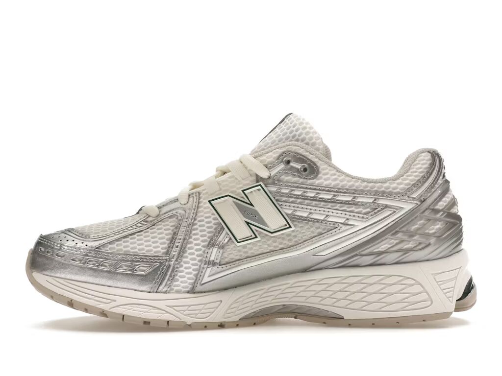 New Balance 1906R Silver Metallic Cream