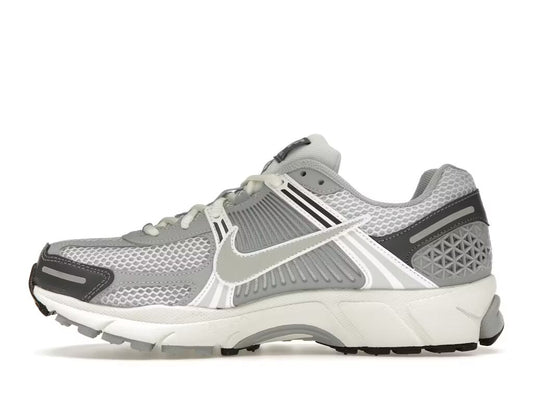 Nike Air Zoom Vomero 5 Pure Platinum Summit White